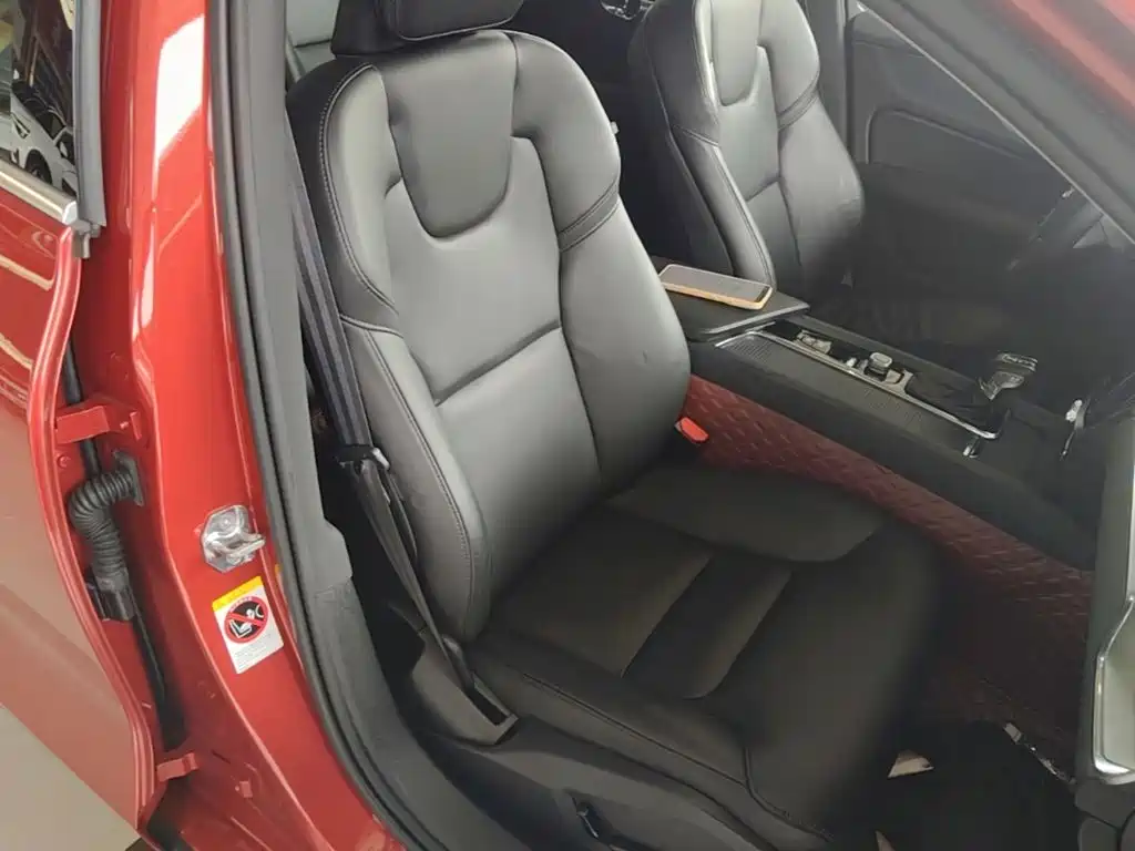 Volvo S60 — миниатюра 25