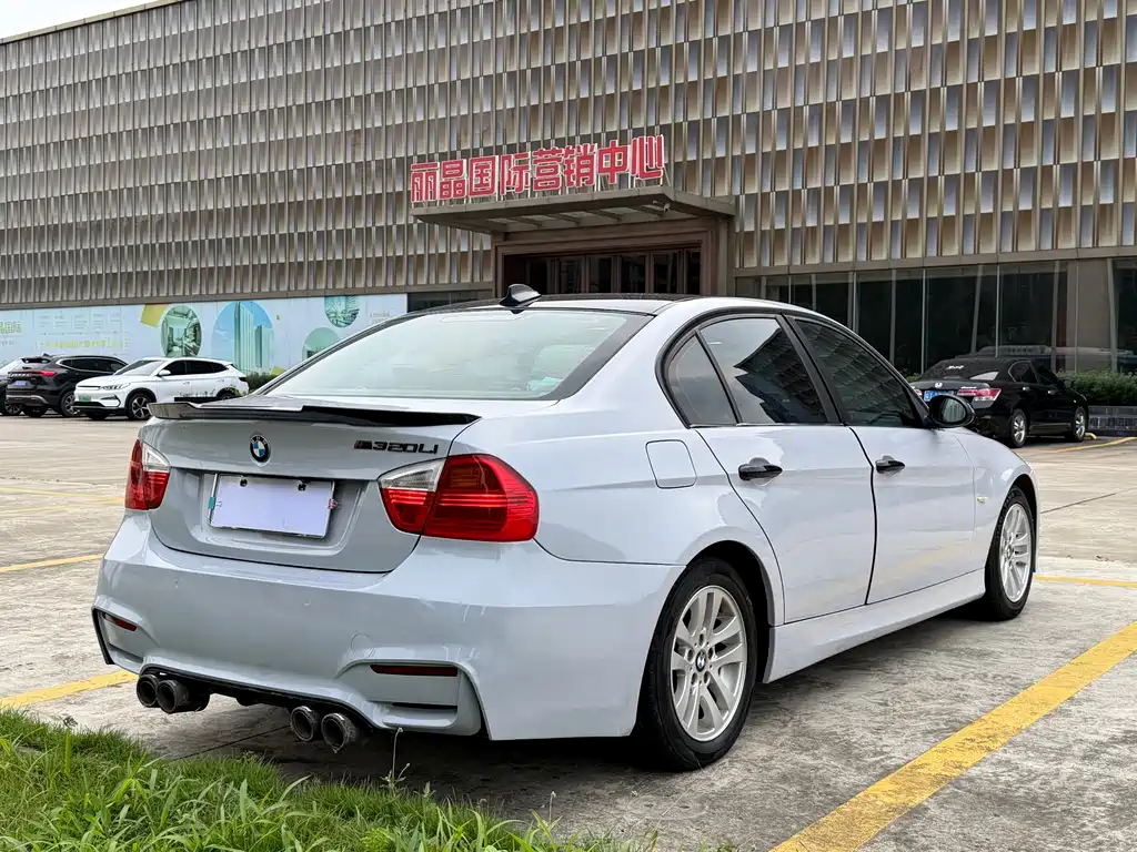 BMW 3 Series 3 2008 320i