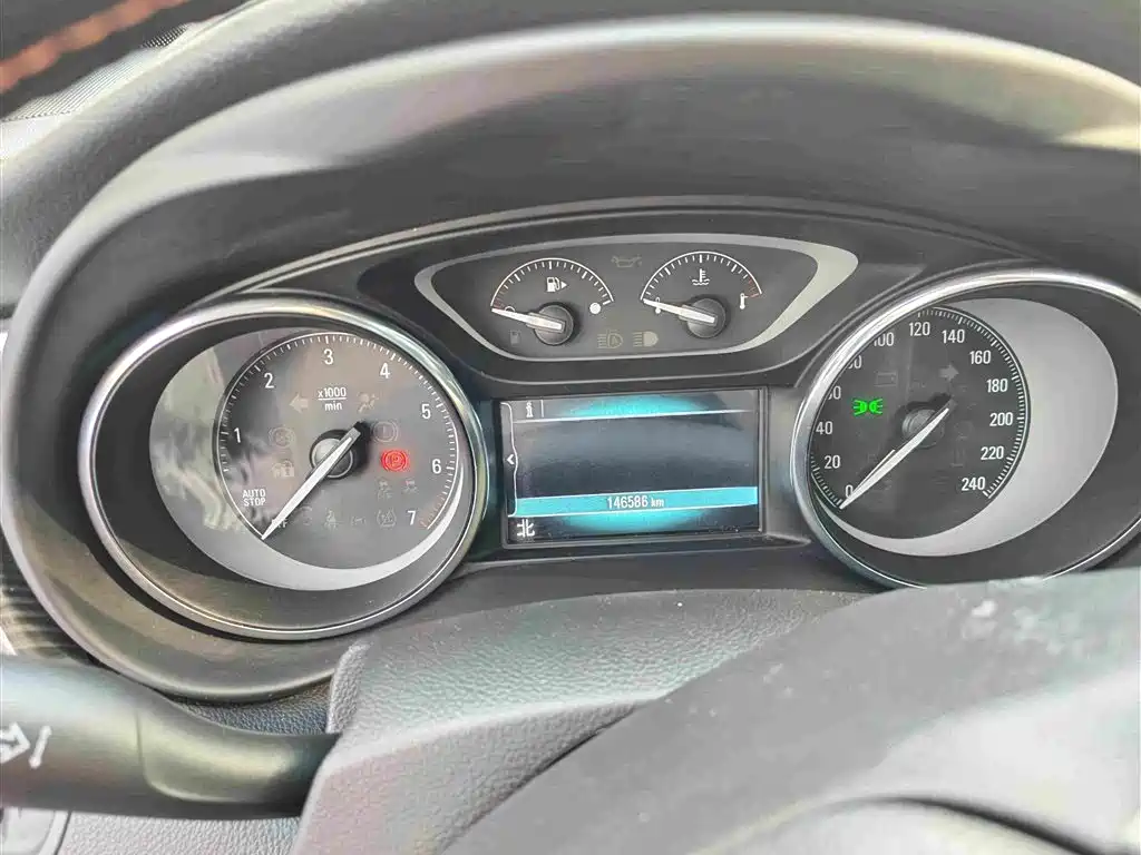 Buick Envision Plus — миниатюра 5