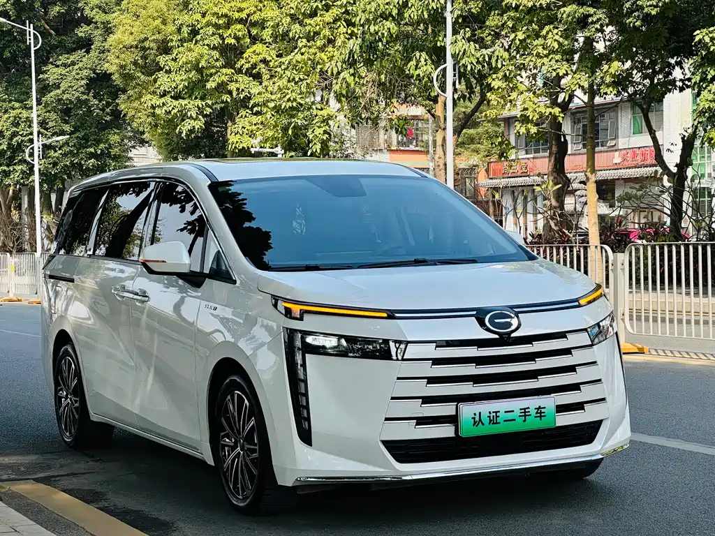 GAC TRUMPCHI E8 NEW ENERGY