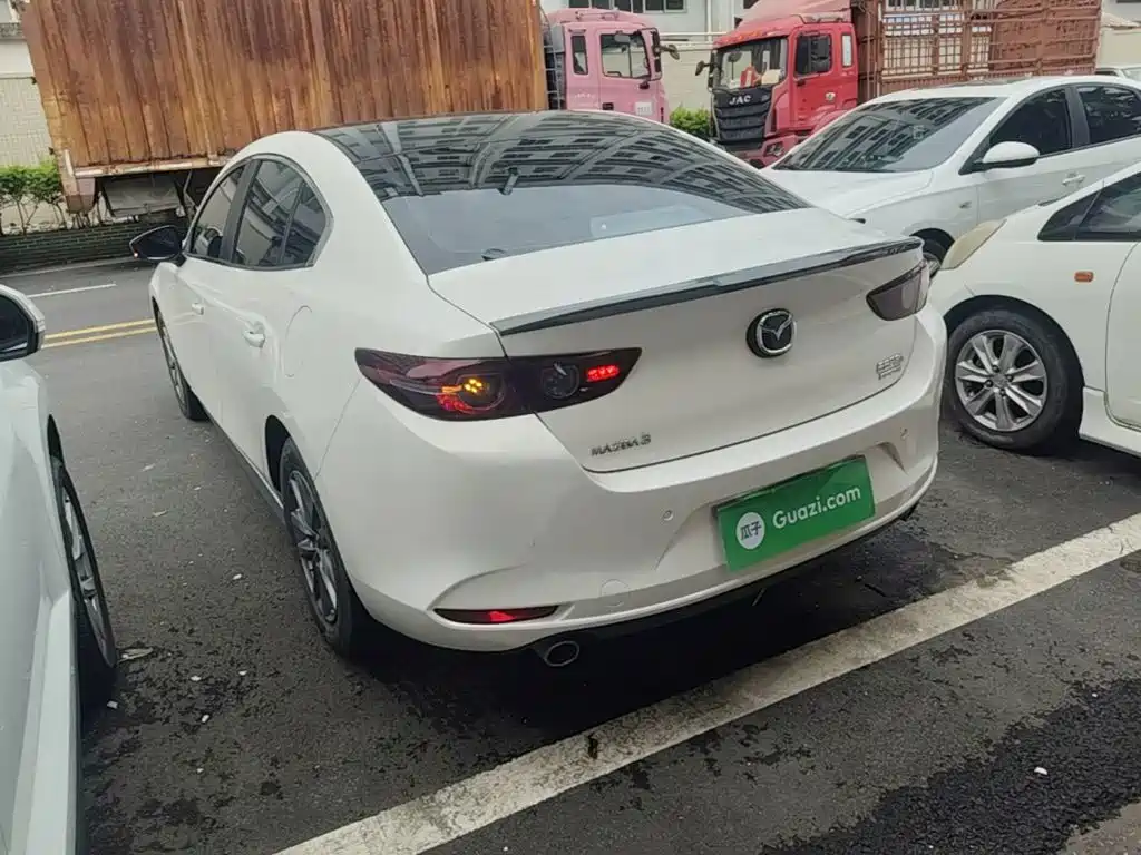 Mazda 3 Axela — миниатюра 5