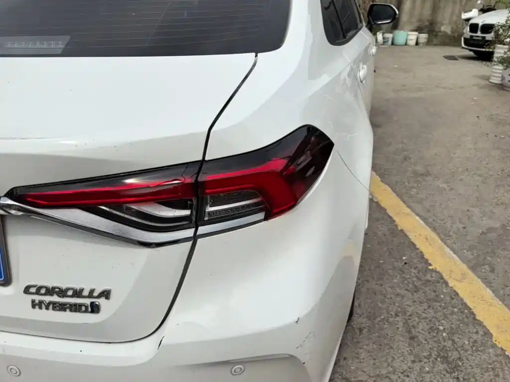 Toyota Corolla — миниатюра 8