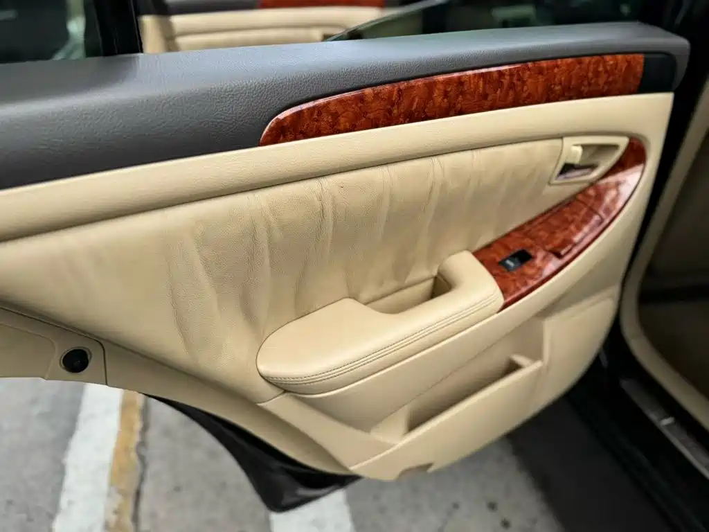 Toyota Crown — миниатюра 12
