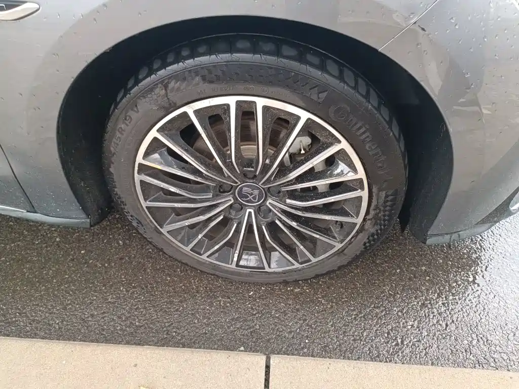 BYD Han — миниатюра 8