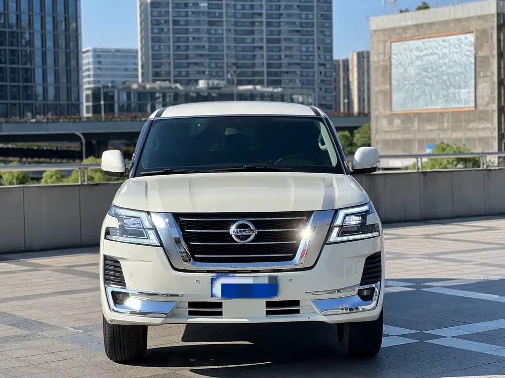 Nissan Patrol — миниатюра 2