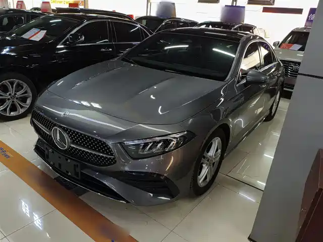 MERCEDES BENZ A CLASS