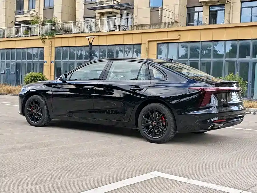 Hongqi Hongqi H5 — миниатюра 14