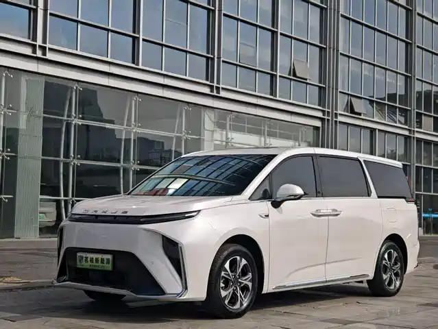 SAIC MAXUS EVERYONE 9 2022