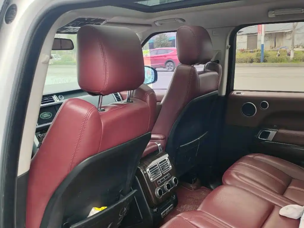 Land Rover Range Rover — миниатюра 8