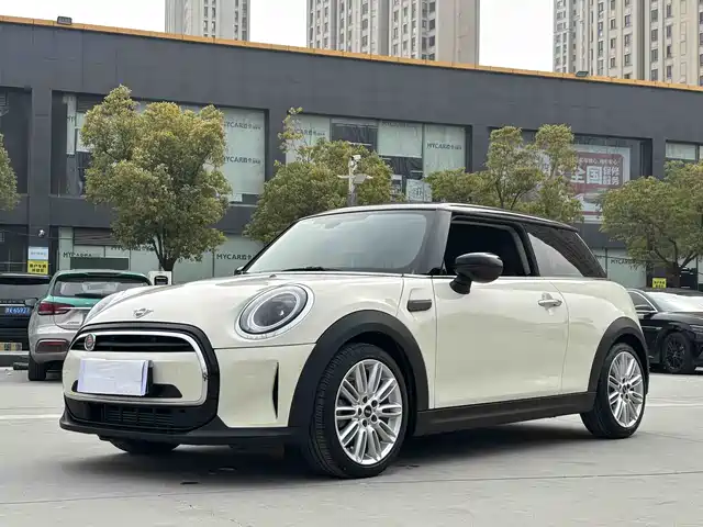 MINI 