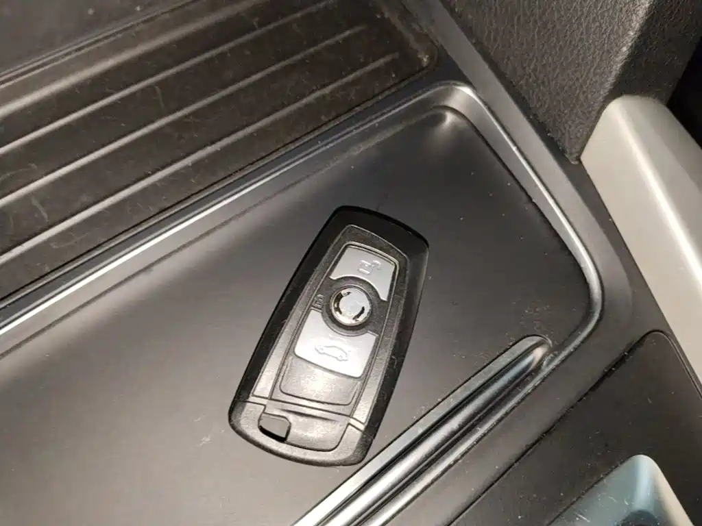BMW 3 Series — миниатюра 9