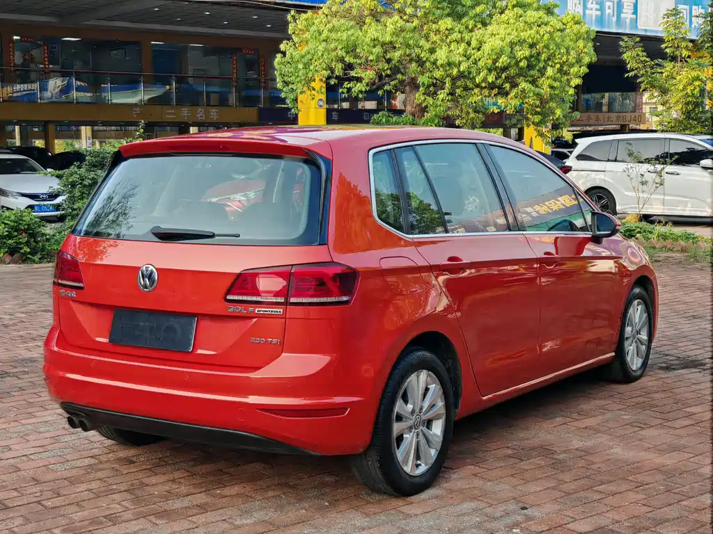 Volkswagen Golf Sportsvan 230TSI Auto Progressive Type, фото 6