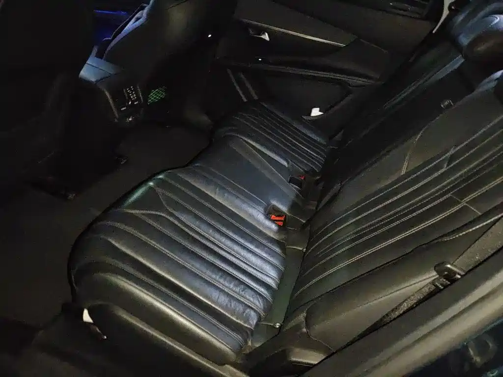 Peugeot 5008 — миниатюра 15