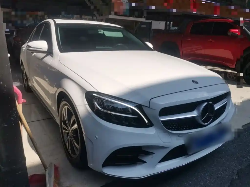 Mercedes-Benz C-Class — миниатюра 4