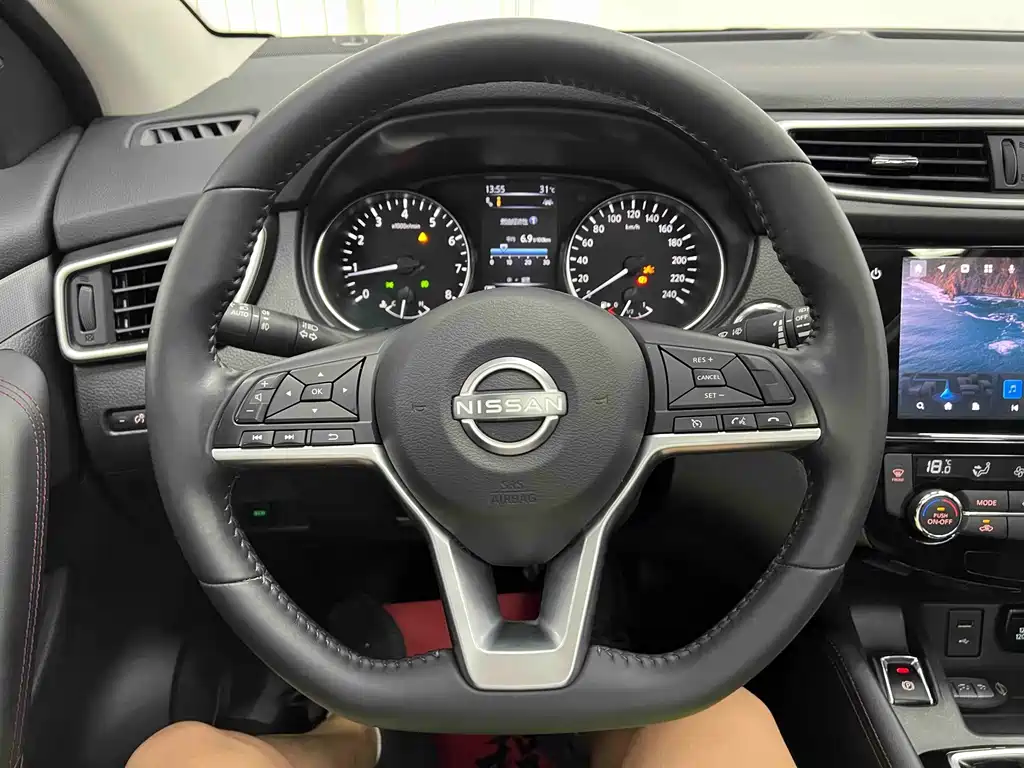Nissan Qashqai — миниатюра 11