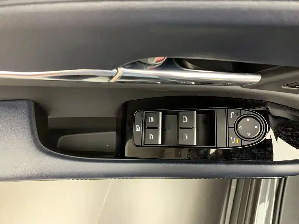 Mazda CX-30 — миниатюра 7