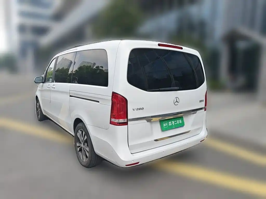 Mercedes-Benz V-Class — миниатюра 25