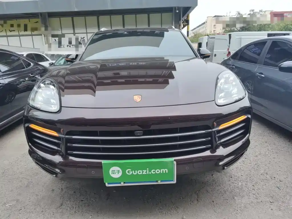 Porsche Cayenne — миниатюра 3