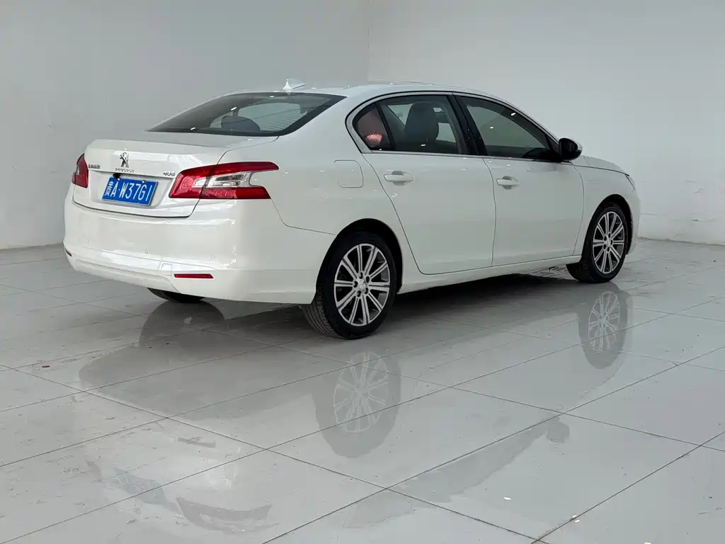 Peugeot 408 — миниатюра 8