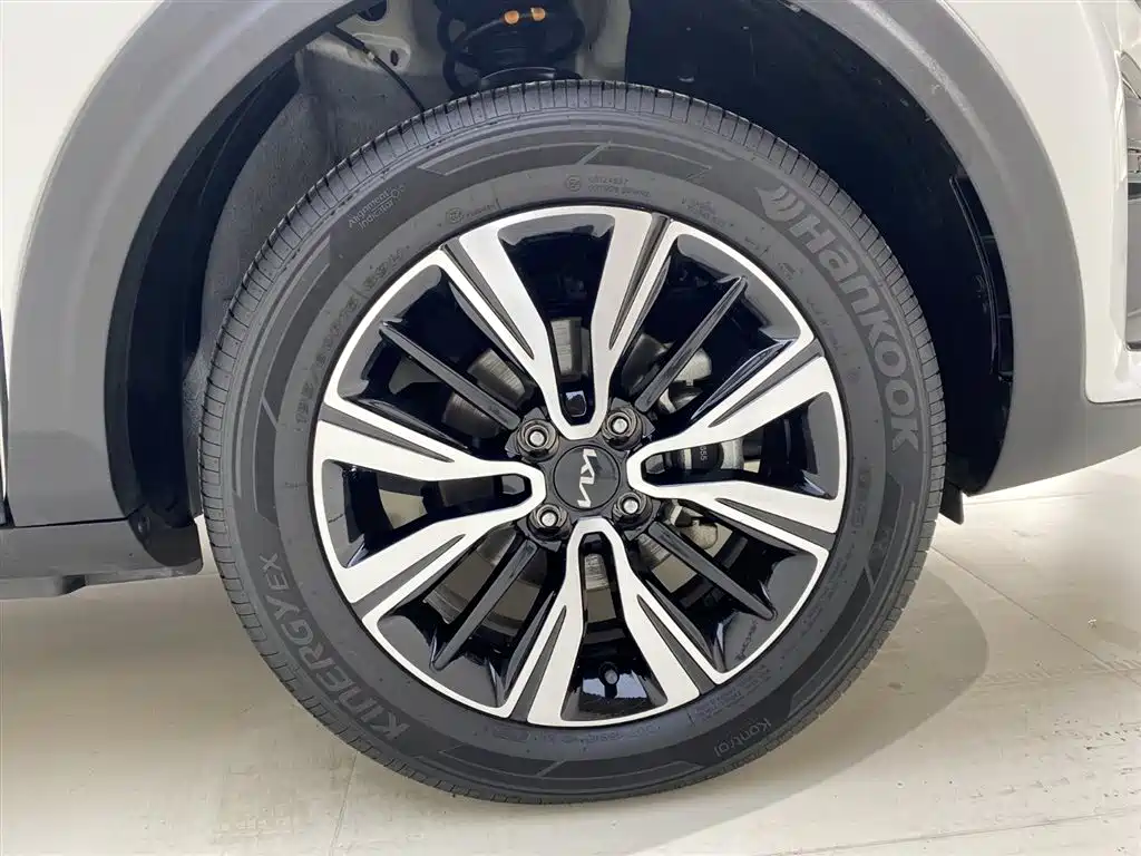 Kia KX1 2021 1.4L CVT