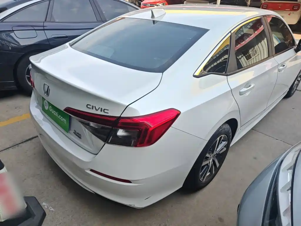 Honda Civic — миниатюра 7