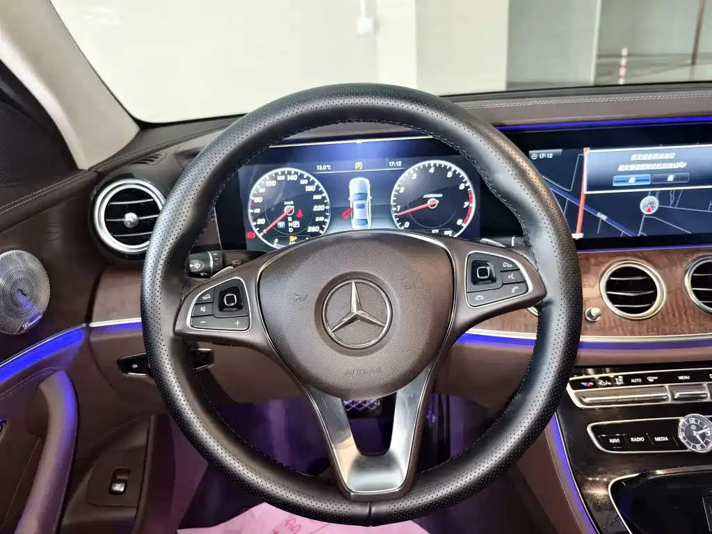 Mercedes-Benz E-Class E 2016 E 300 L Fashion
