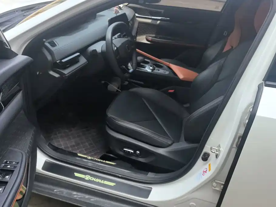 Changan UNI-V iDD — миниатюра 9