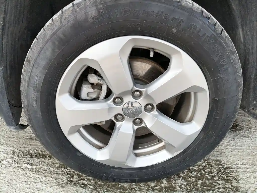 Jeep Compass — миниатюра 25