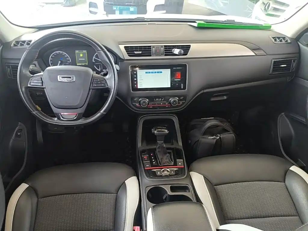 Qoros Qoros 5 — миниатюра 10