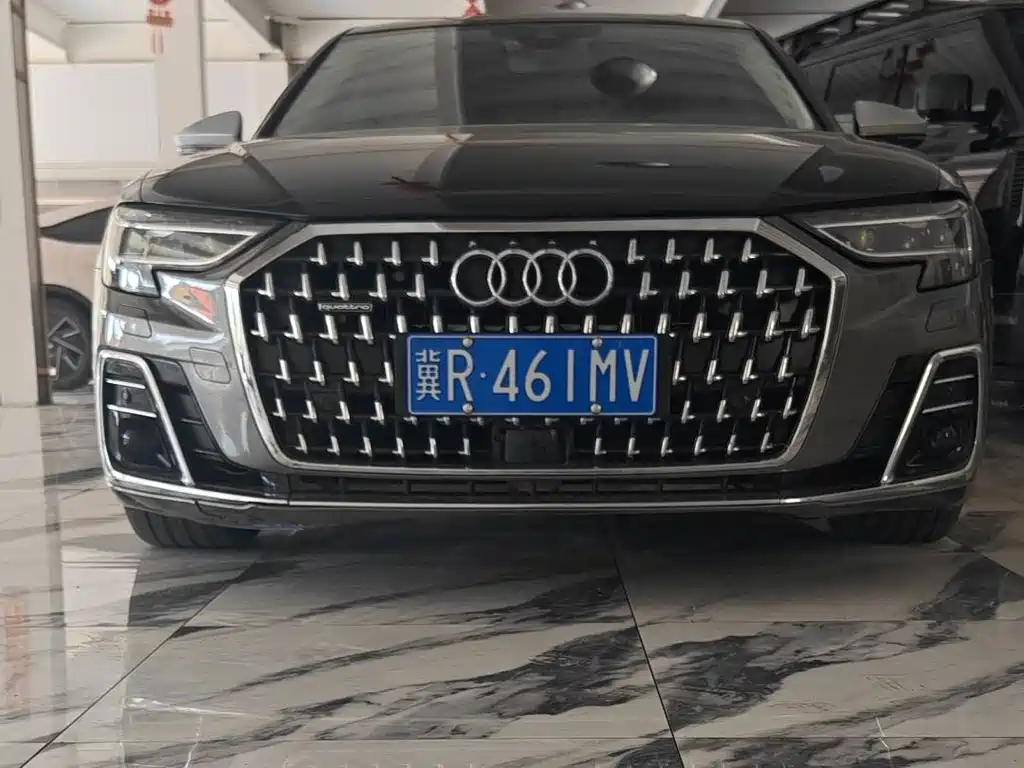 Audi A8