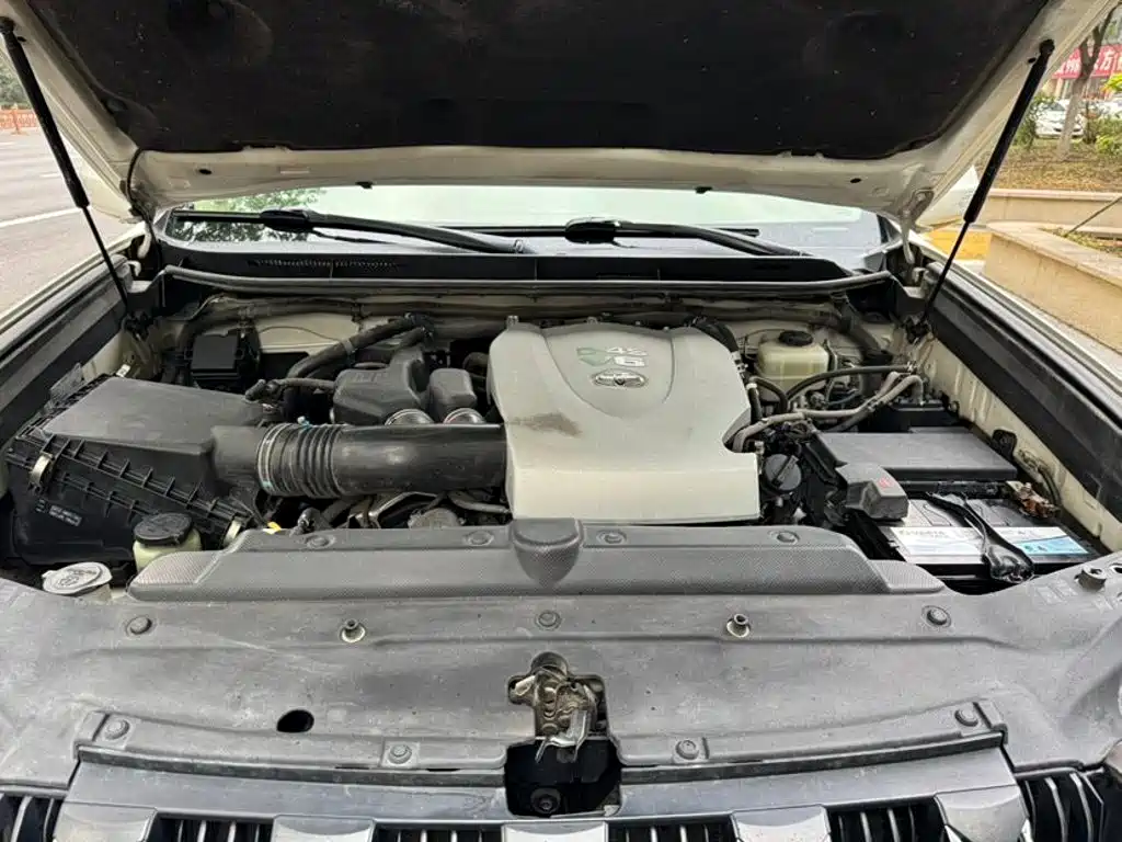 Toyota Prado — миниатюра 9