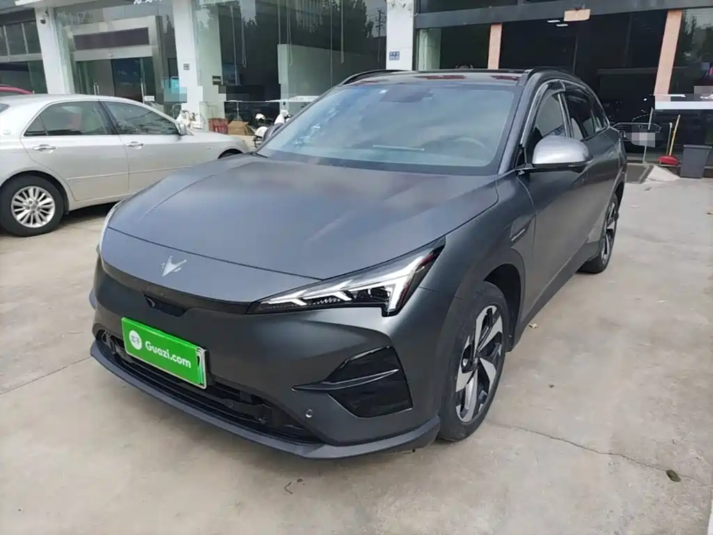 ARCFOX Alpha T5