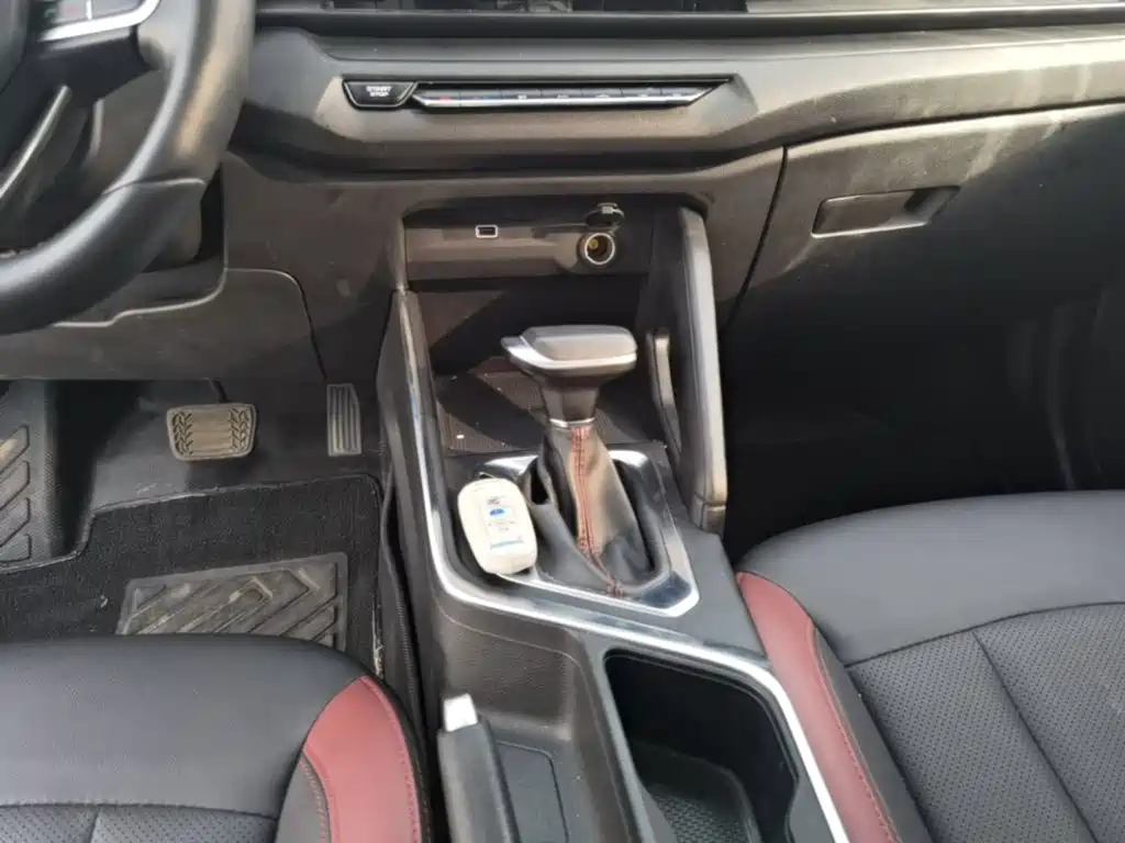Geely Vision X3 — миниатюра 14