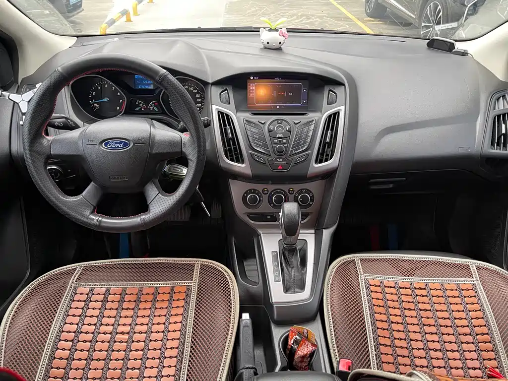 Ford Focus 2012 1.6L AT Comfort