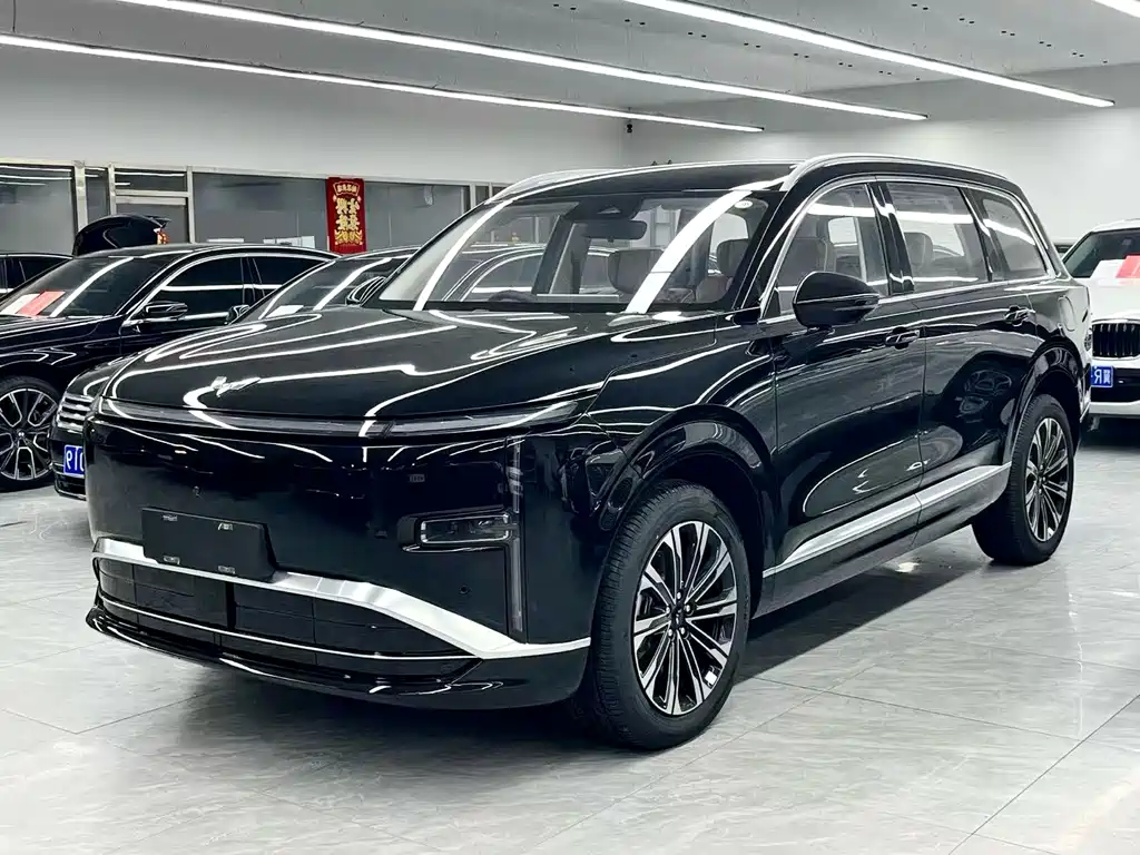 Wuling Xingguang L