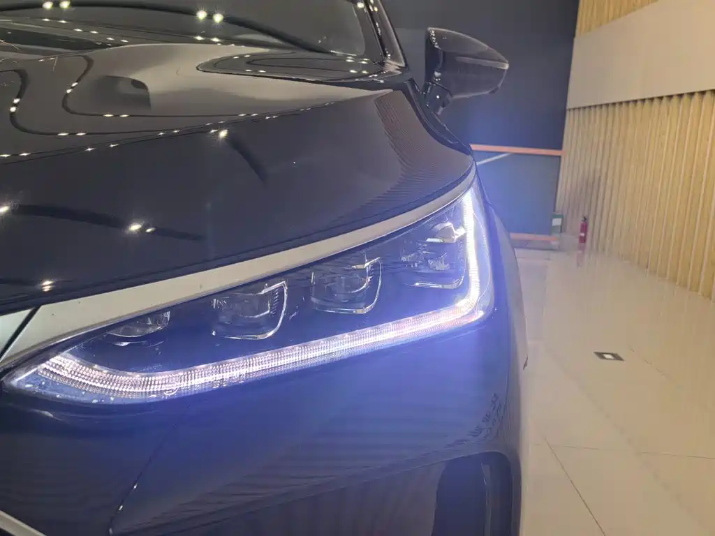 BYD Tang New Energy — миниатюра 7