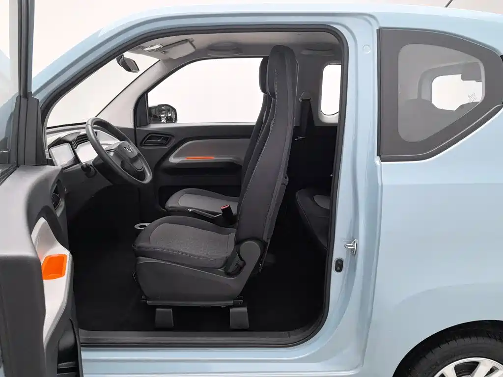 Wuling MINIEV — миниатюра 10