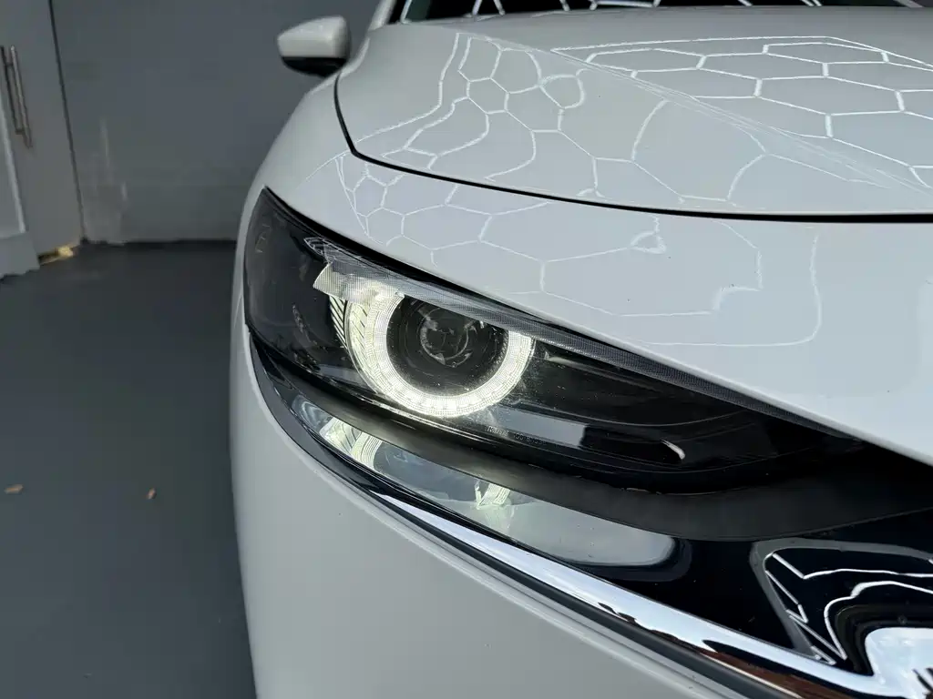 Mazda 3 Axela — миниатюра 7