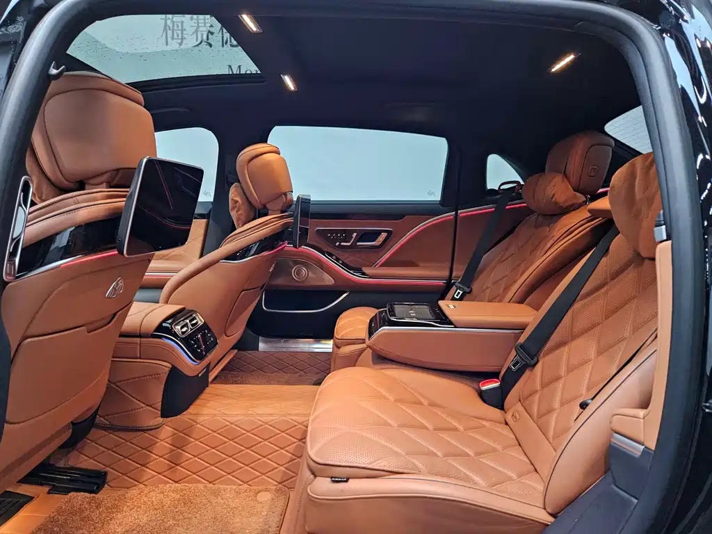 Mercedes-Benz S-Class — миниатюра 13