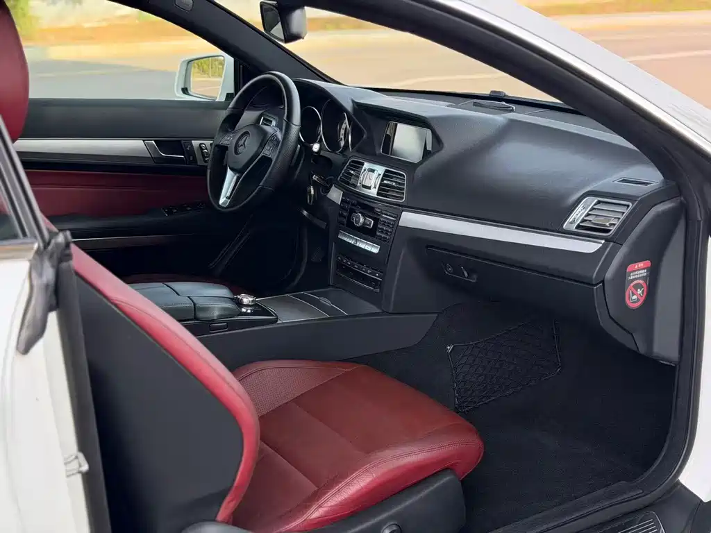 Mercedes-Benz E-Class (Import) — миниатюра 11