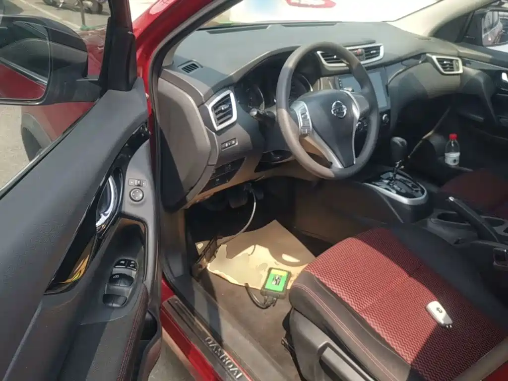 Nissan Qashqai — миниатюра 16
