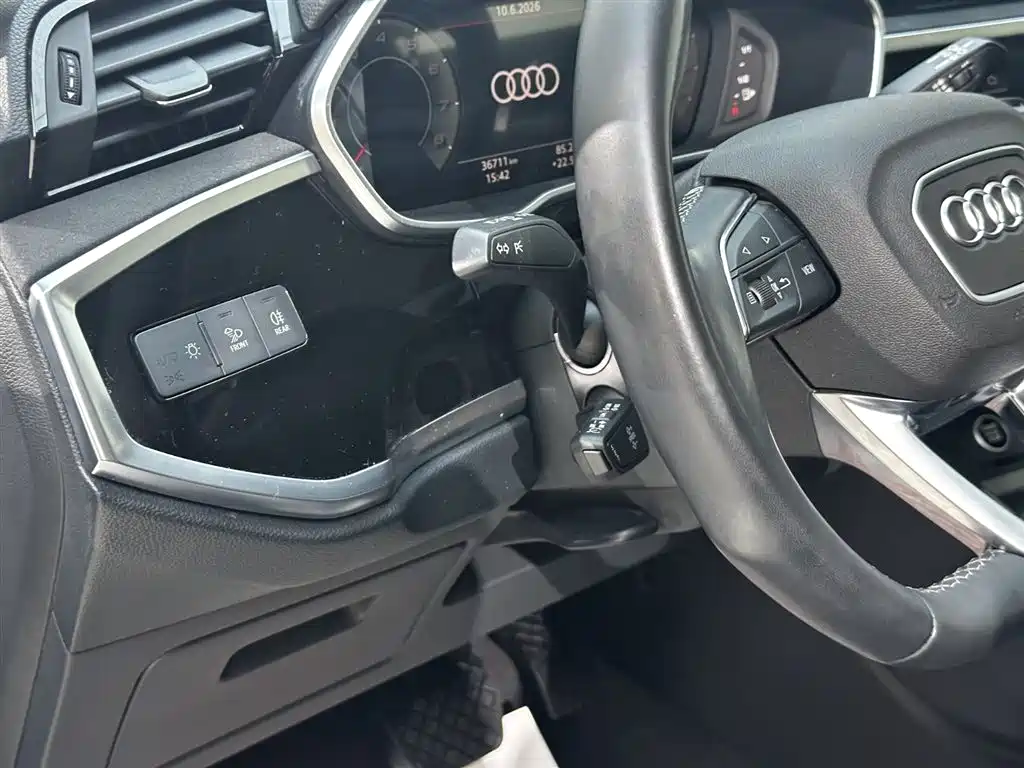 Audi Q3 — фотографии объявления, Фото 10