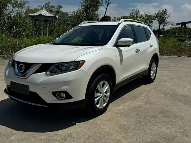 NISSAN QIJUN 2016