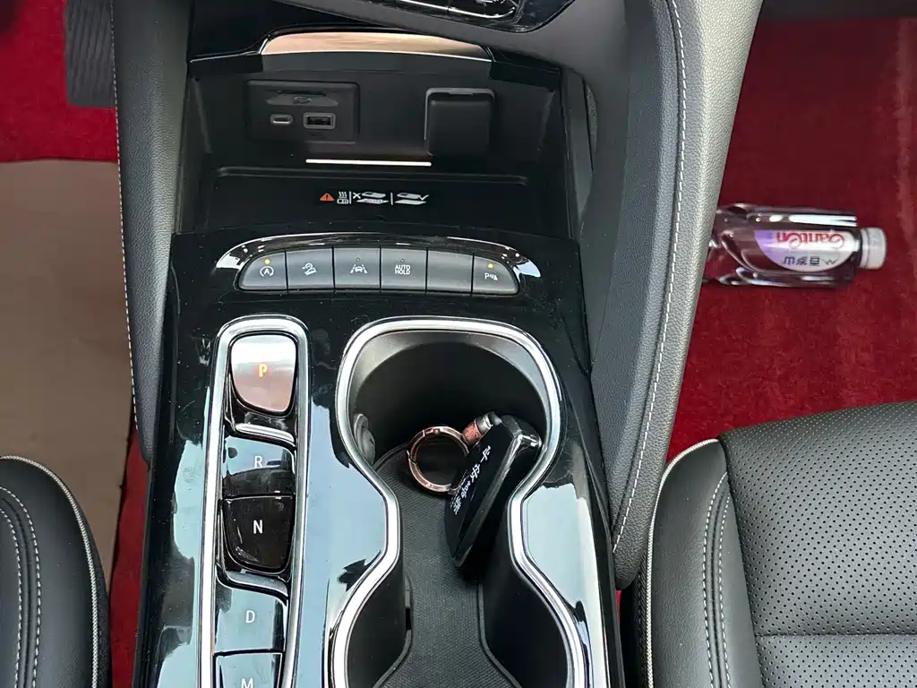 Buick Envision Plus Plus 2023 Plus 652T мест Luxury