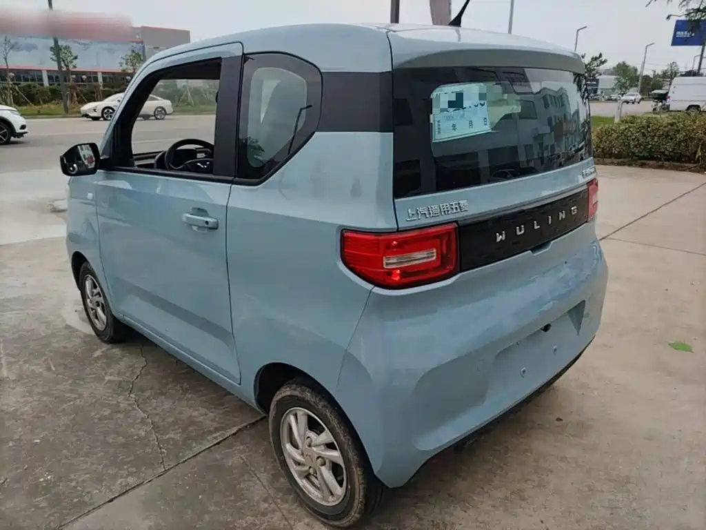 Wuling MINIEV — миниатюра 5