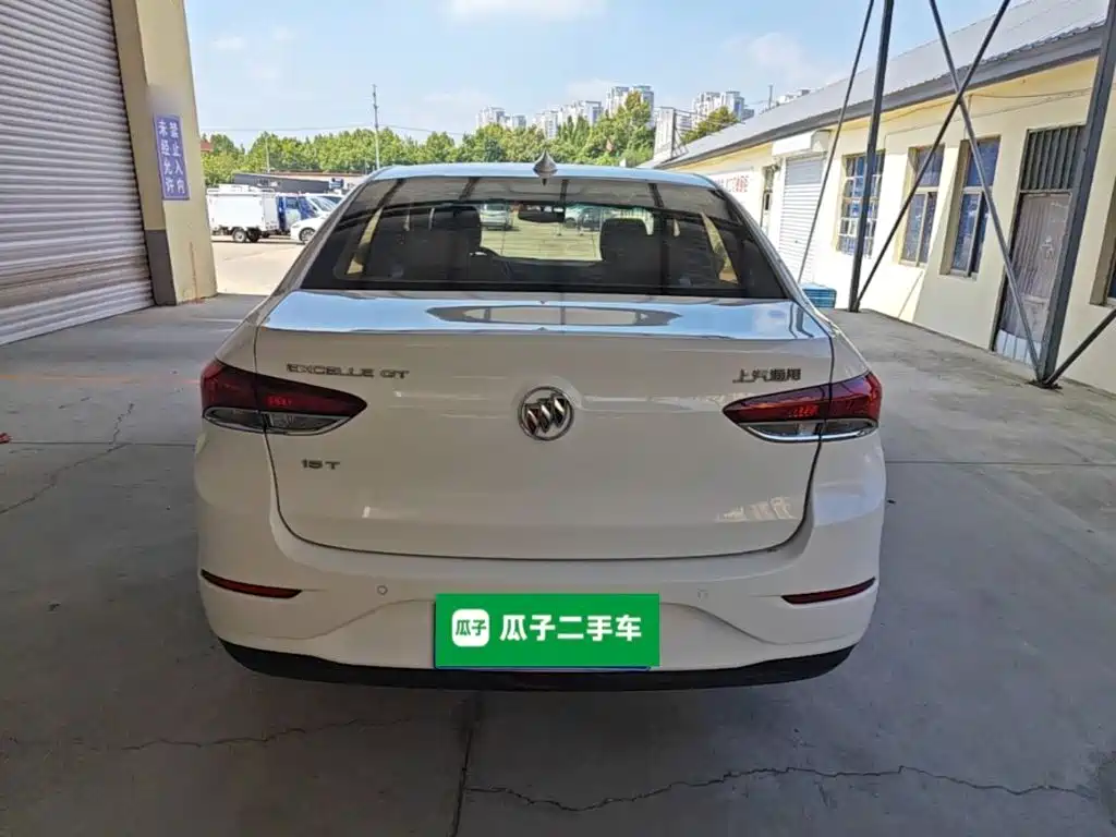 Buick Excelle — миниатюра 6