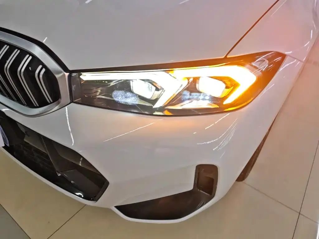 BMW 3 Series — миниатюра 24
