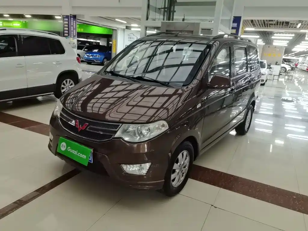 Wuling Hongguang — миниатюра 2