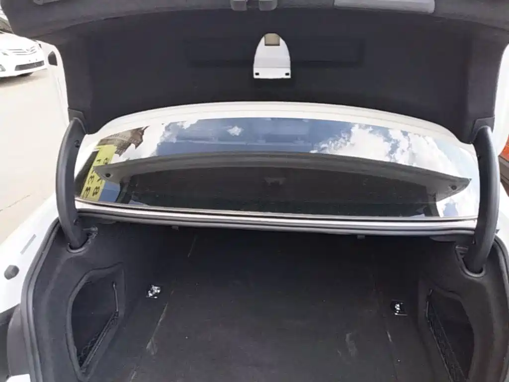 Audi A4L — миниатюра 19