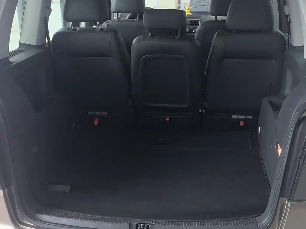 Volkswagen Touran — миниатюра 15
